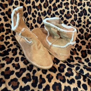 UGG boots size 8.
